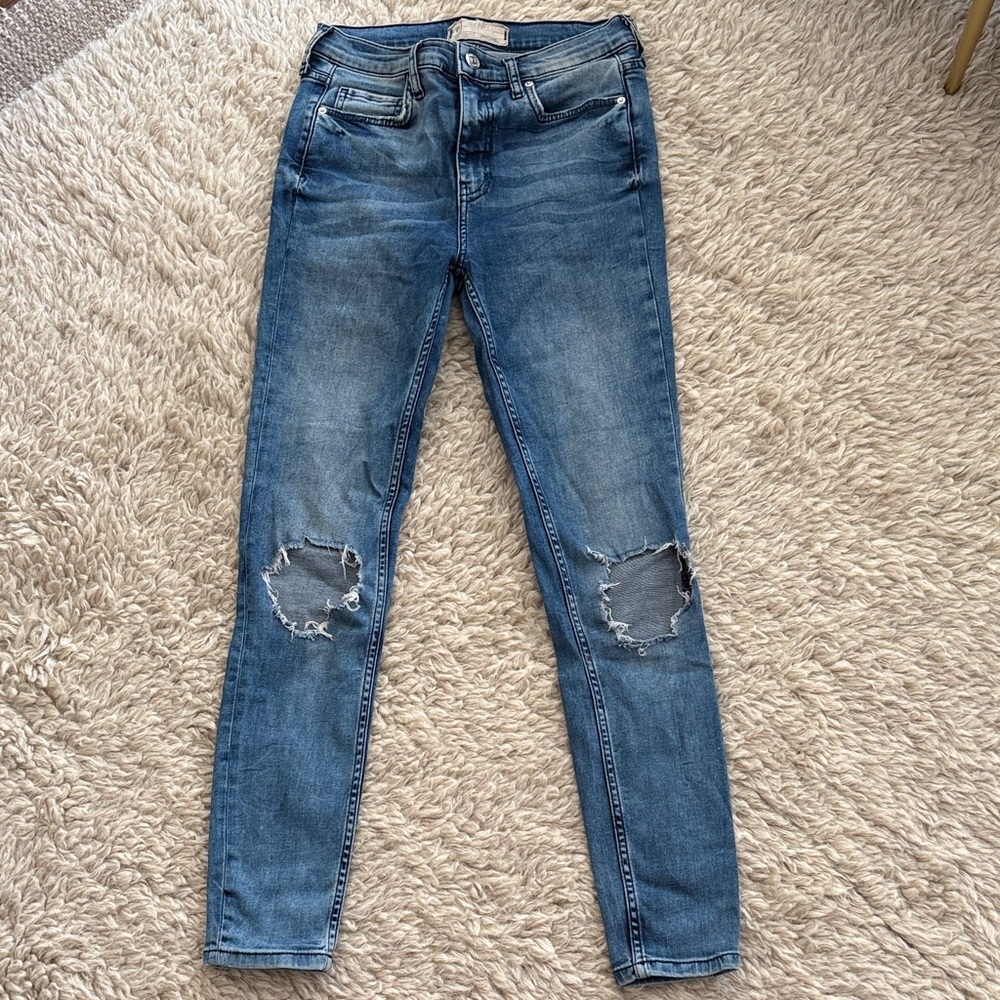 Free People Blue Distressed Knee-Rip Skinny Jeans